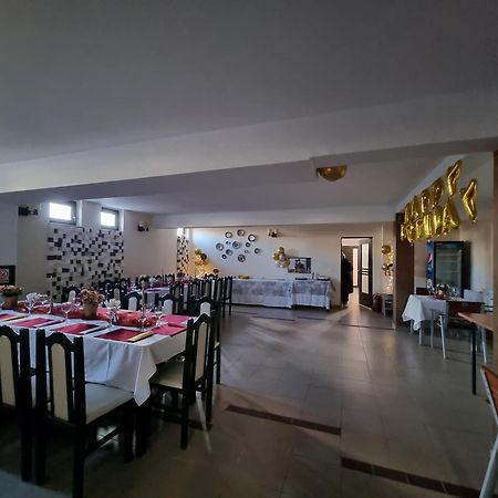 Alba Forum Алба Юлия Екстериор снимка